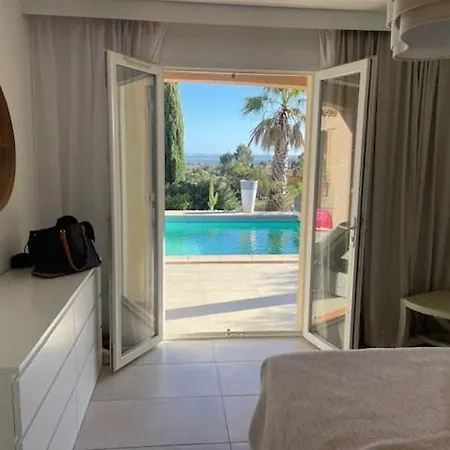 Villa Cameron Piscine Climatisation Vue Pour 8